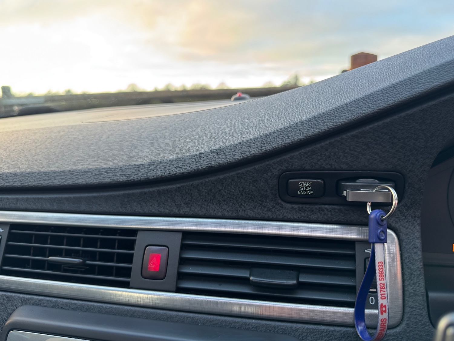 Used Volvo V70 2008 for sale - 77237243: Photo 12