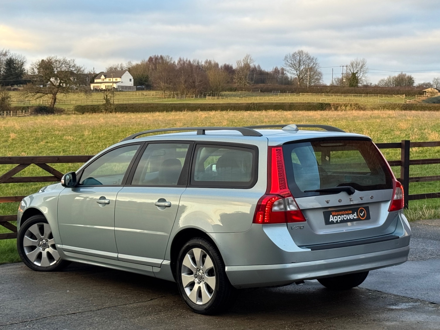 Used Volvo V70 2008 for sale - 77237243: Photo 22