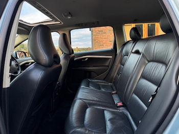 Used Volvo V70 2008 for sale - 77237243: Photo