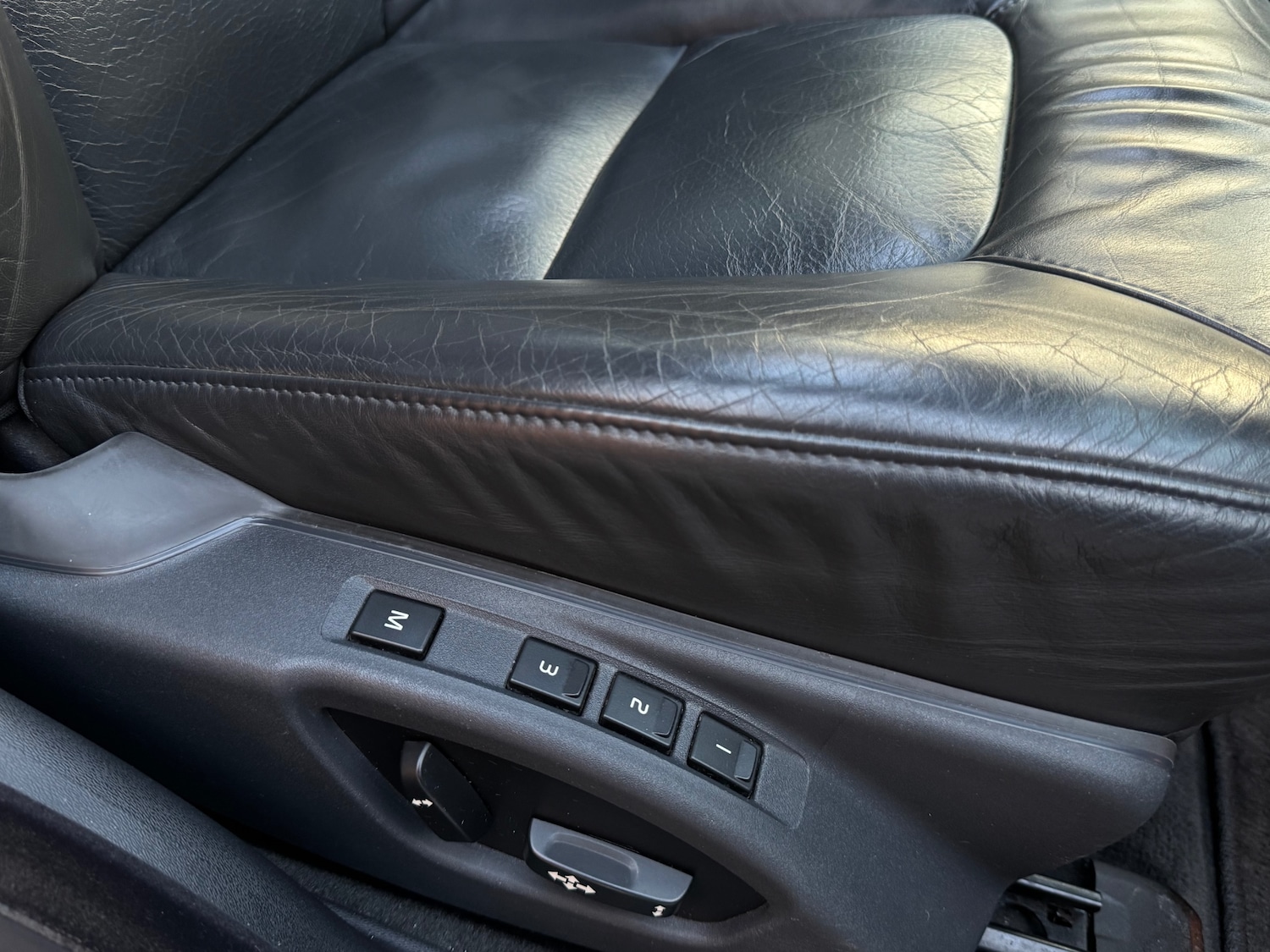 Used Volvo V70 2008 for sale - 77237243: Photo 6