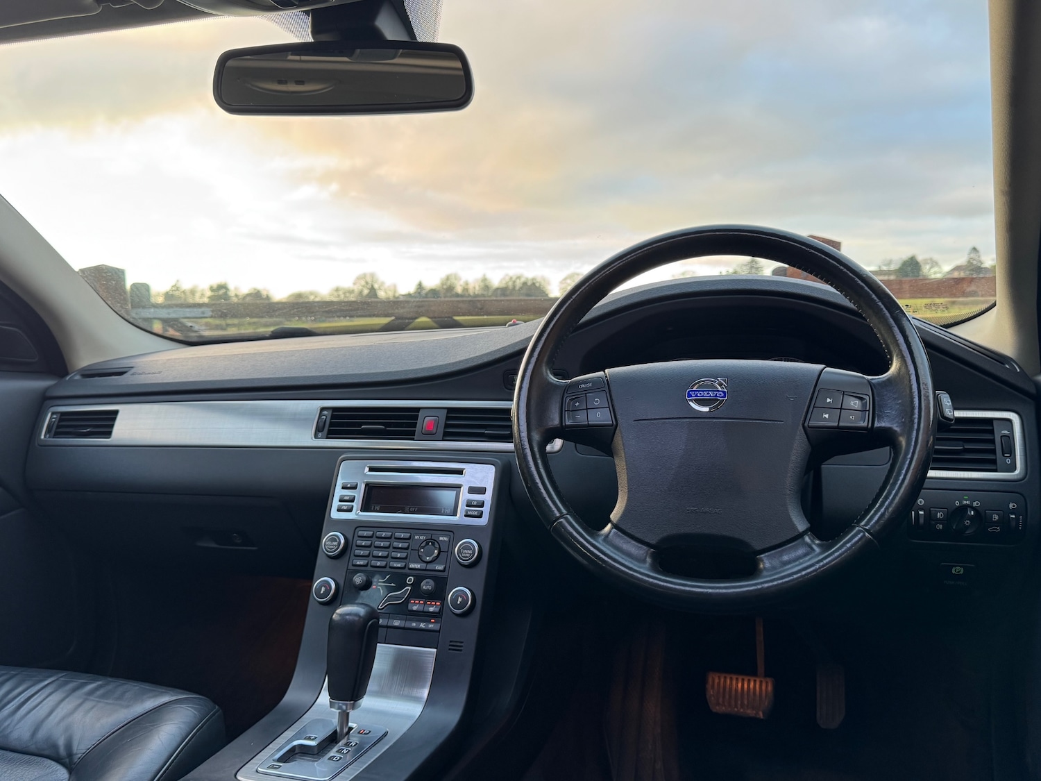 Used Volvo V70 2008 for sale - 77237243: Photo 8