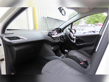 Used Peugeot 208 2012 for sale - 78661147: Photo