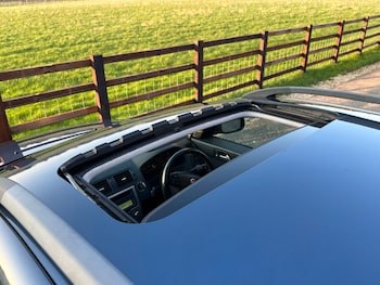 Used Volvo V50 2007 for sale - 77749027: Photo