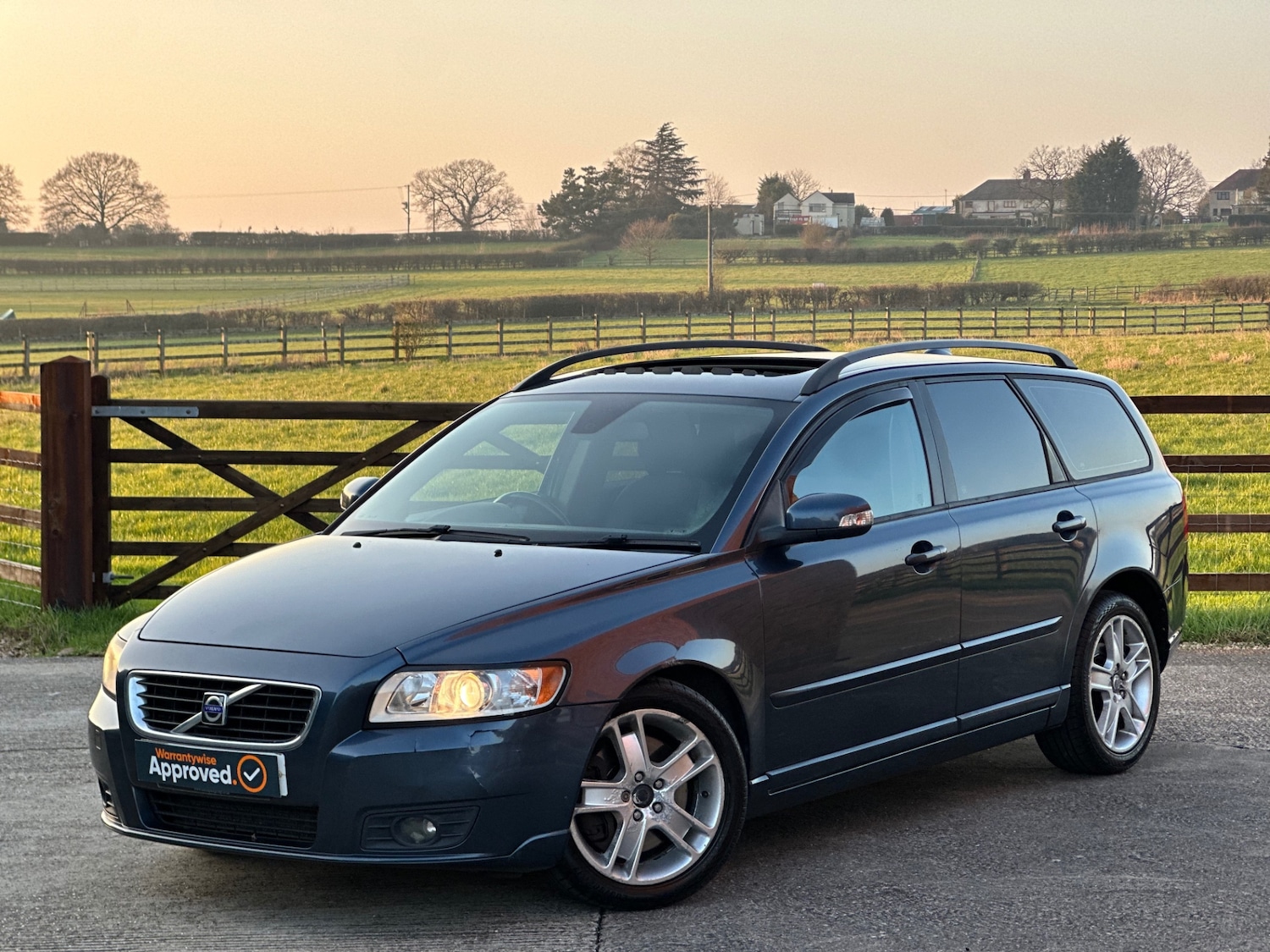Used Volvo V50 2007 for sale - 77749027: Photo 6