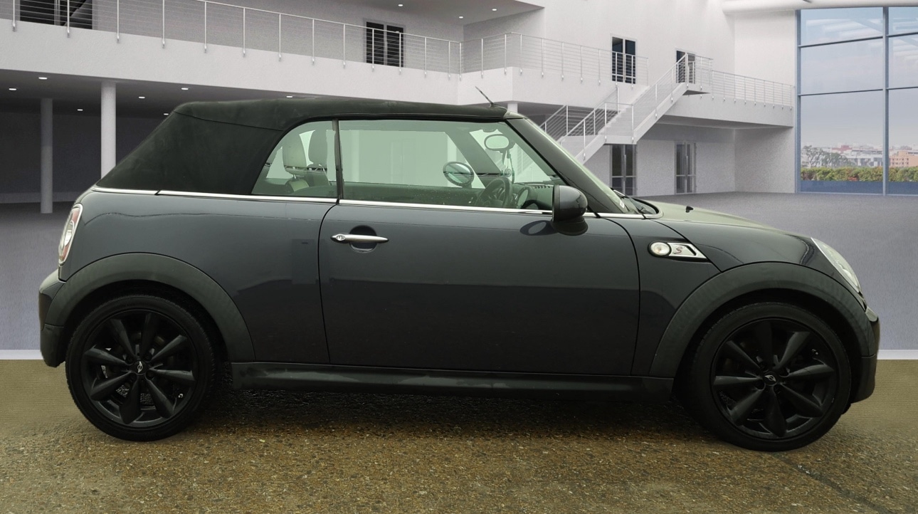 Used MINI Convertible 2014 for sale - 77399969: Photo 5