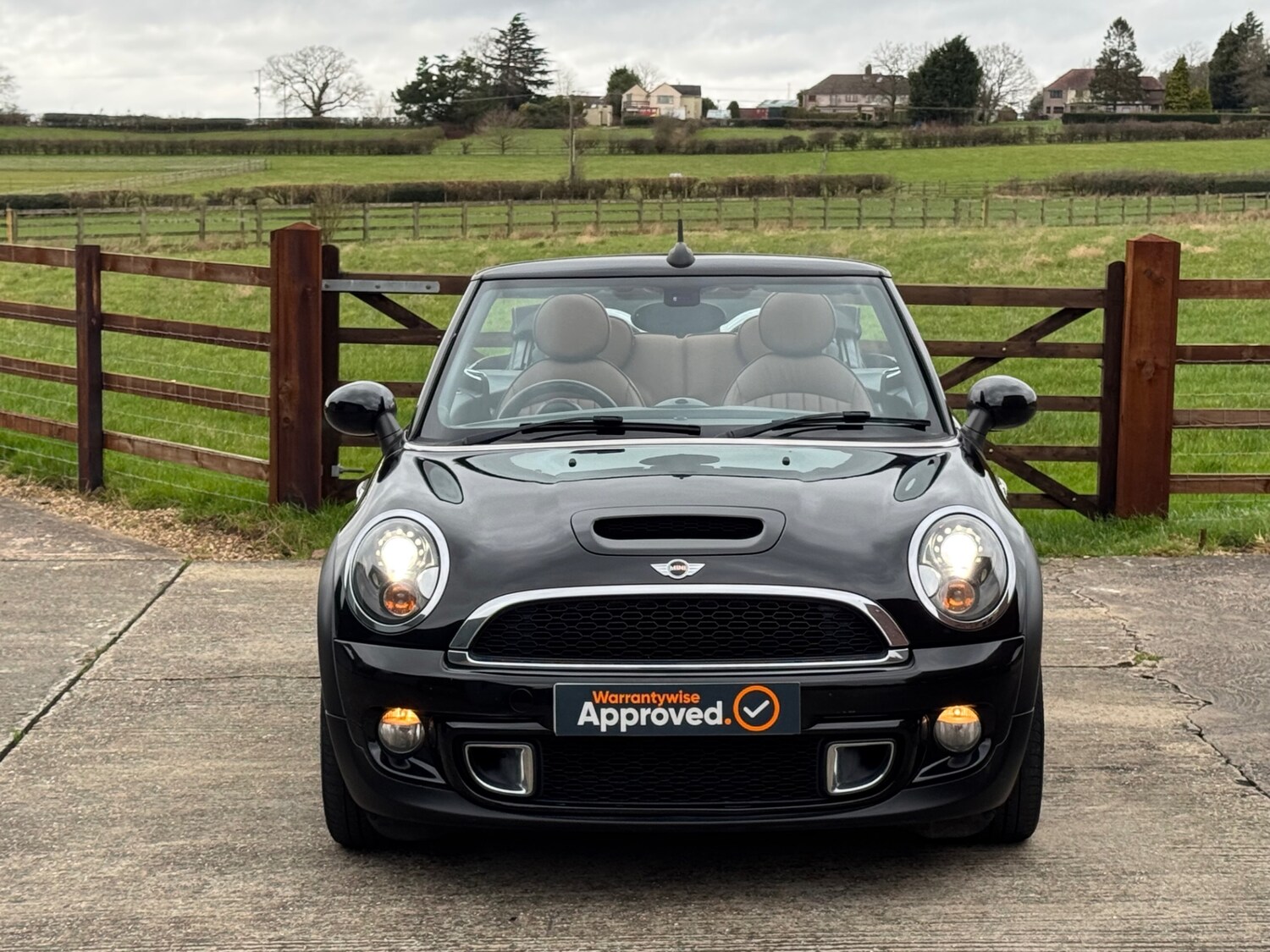 Used MINI Convertible 2013 for sale - 77676788: Photo 22