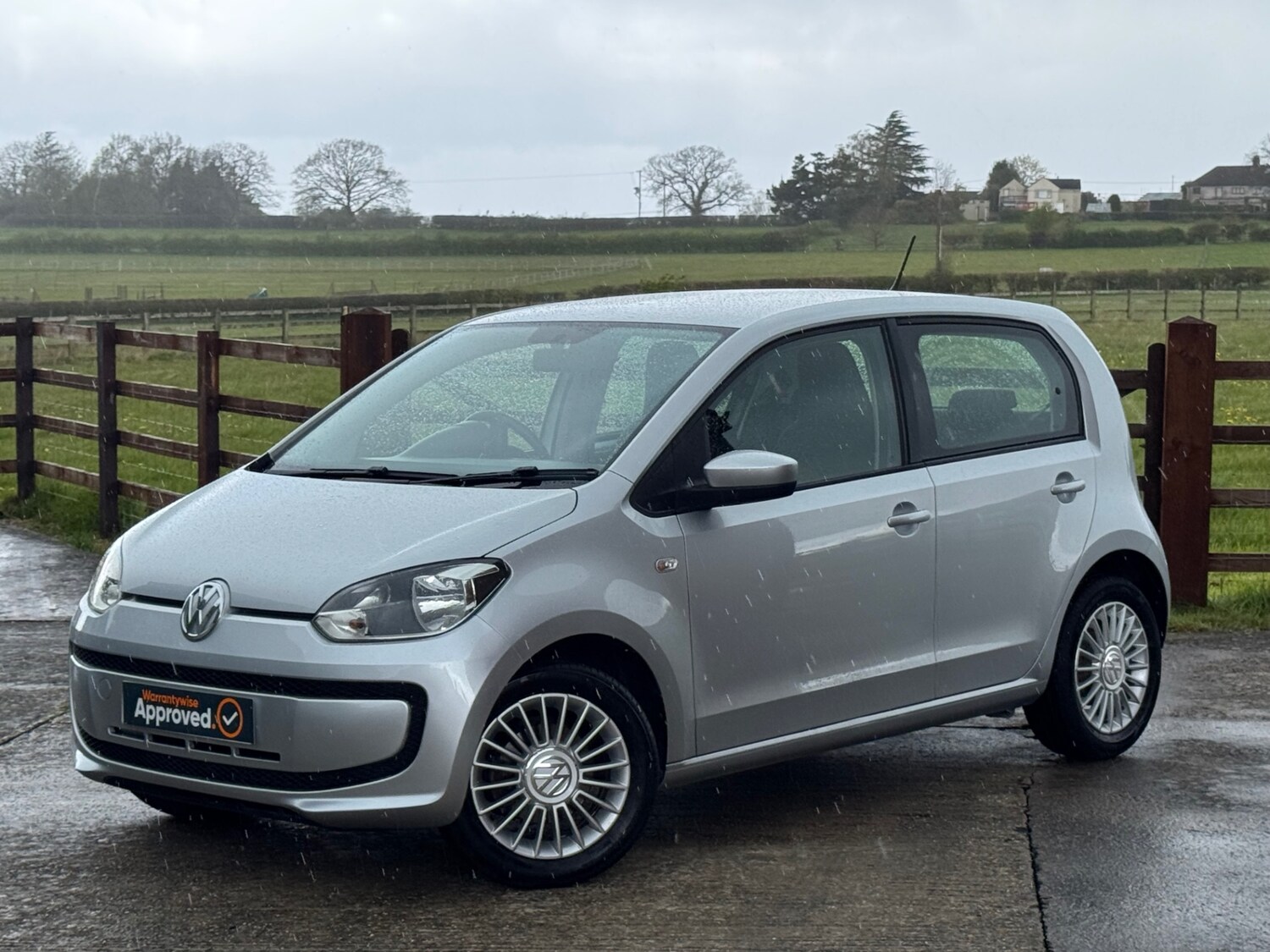 Used Volkswagen up! 2015 for sale - 78219756: Photo 13