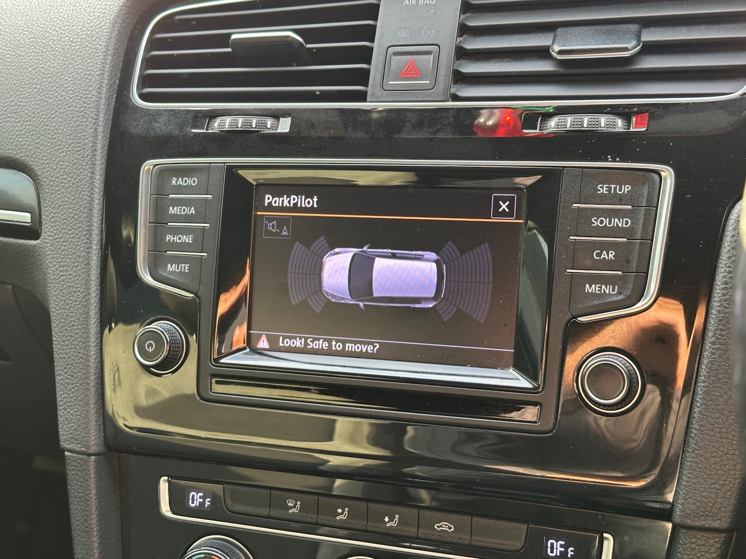 Used Volkswagen Golf 2014 for sale - 76446100: Photo 13