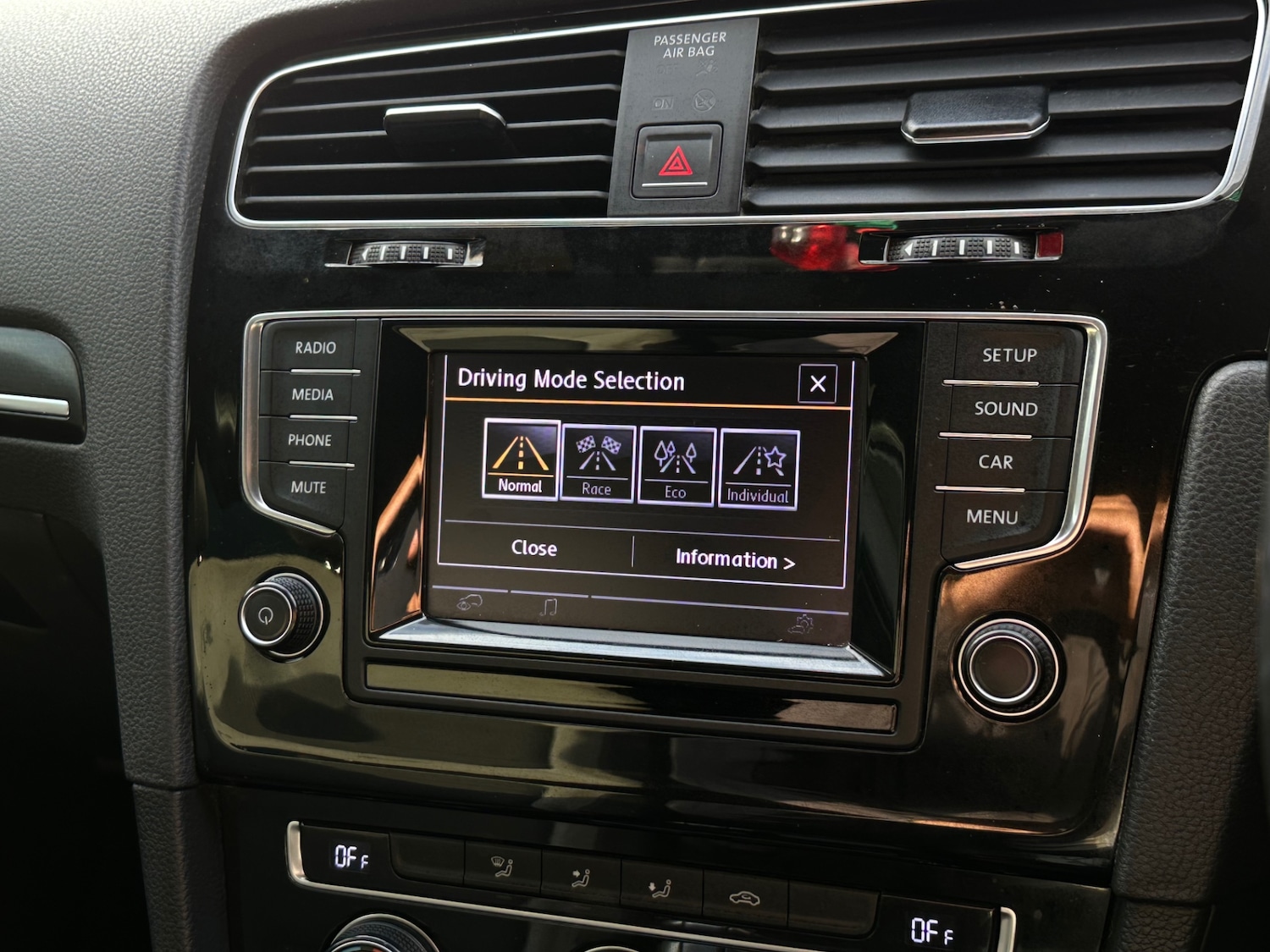 Used Volkswagen Golf 2014 for sale - 76446100: Photo 14