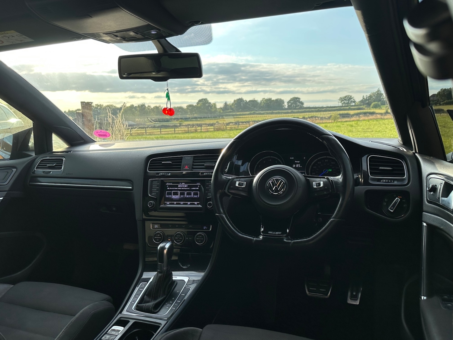 Used Volkswagen Golf 2014 for sale - 76446100: Photo 6