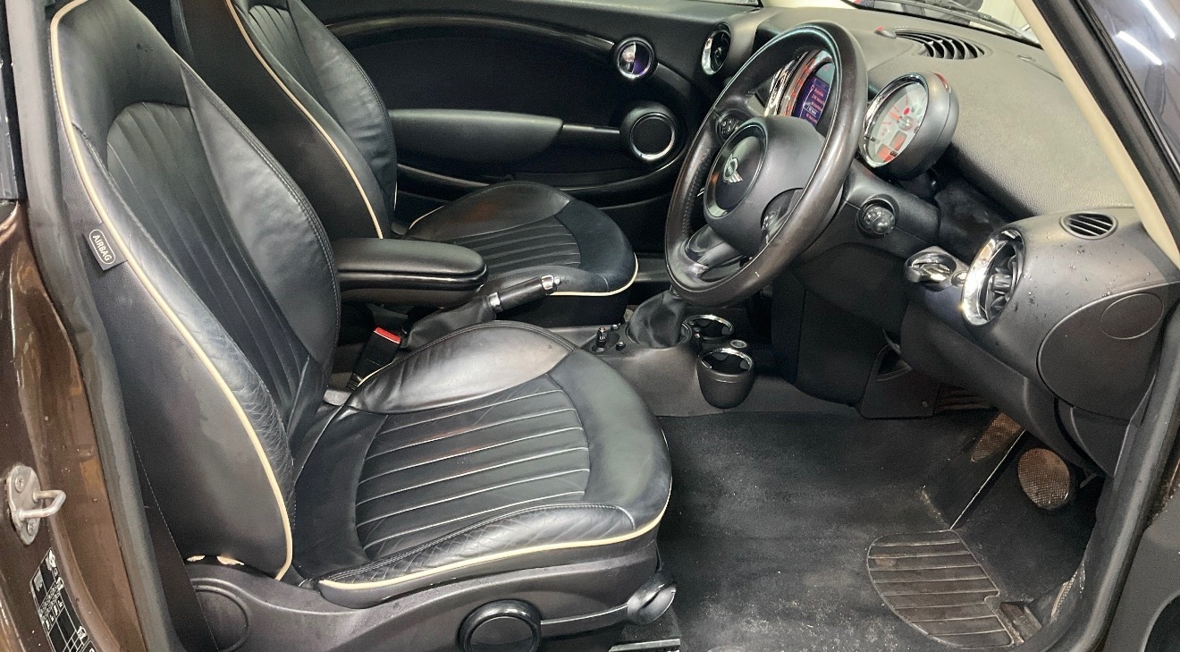 Used MINI Hatch 2011 for sale - 77312550: Photo 3