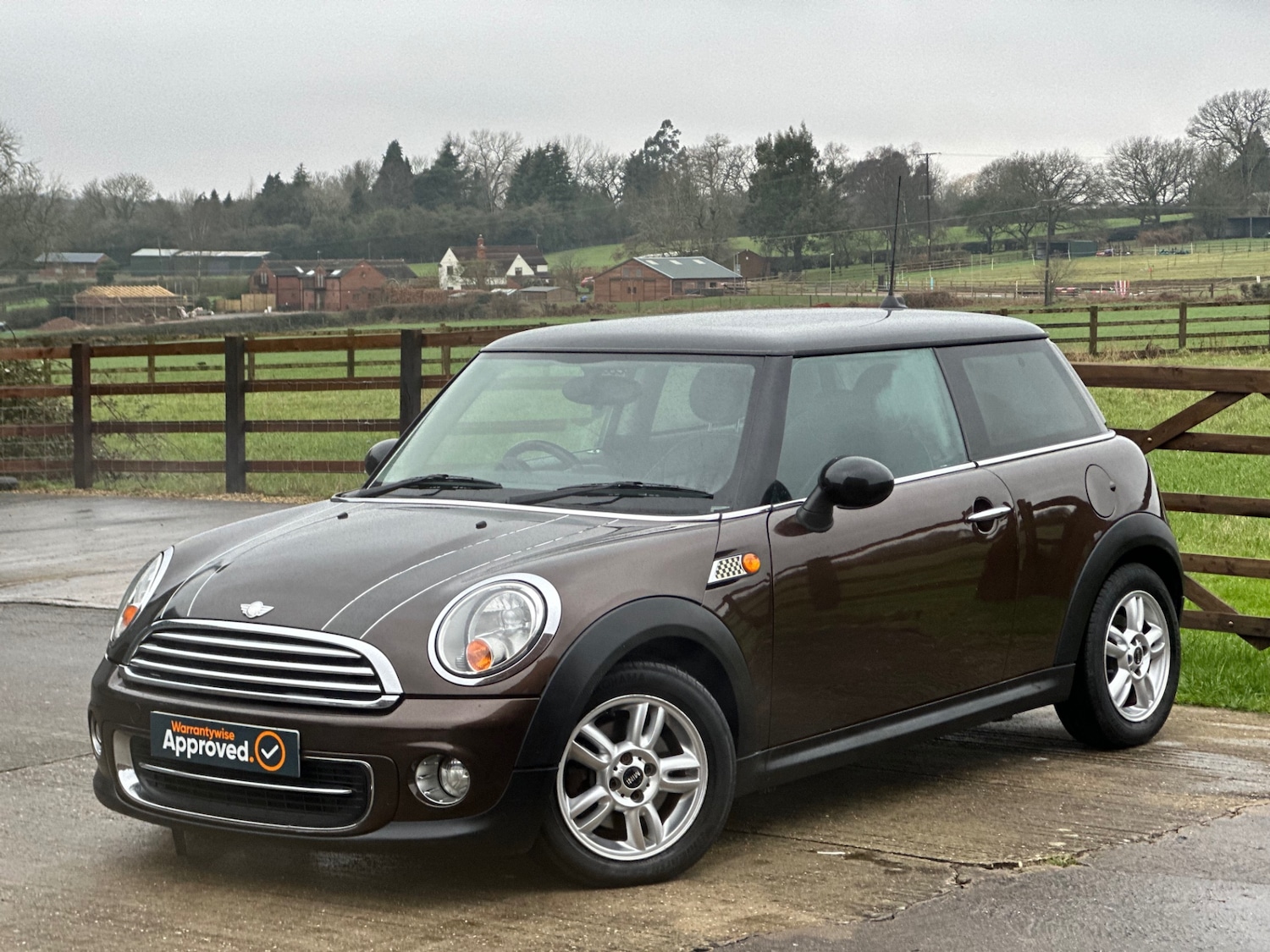 Used MINI Hatch 2011 for sale - 77312550: Photo 5