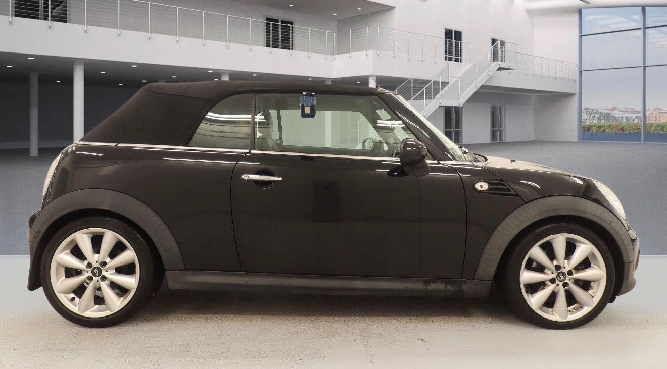 Used MINI Convertible 2013 for sale - 77750477: Photo 8