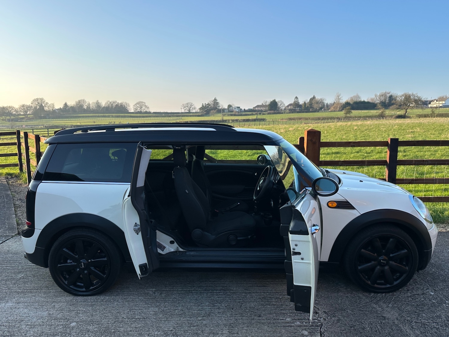 Used MINI Clubman 2009 for sale - 77115938: Photo 14