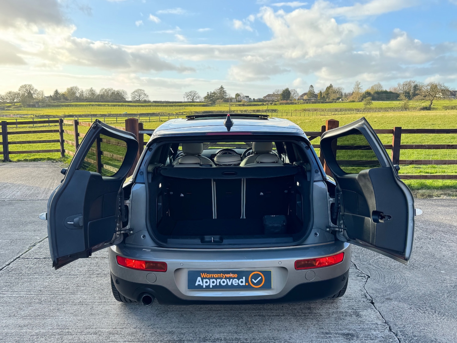 Used MINI Clubman 2016 for sale - 78070640: Photo 23