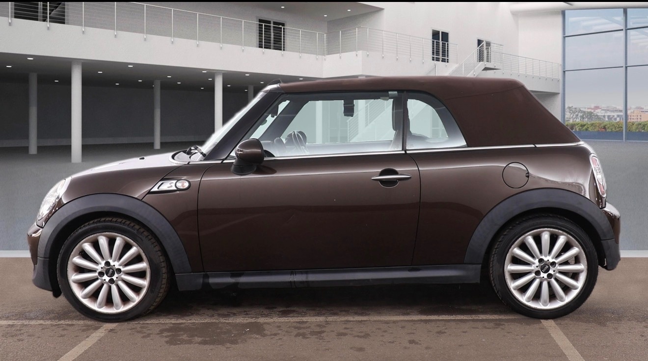 Used MINI Convertible 2010 for sale - 77750257: Photo 5