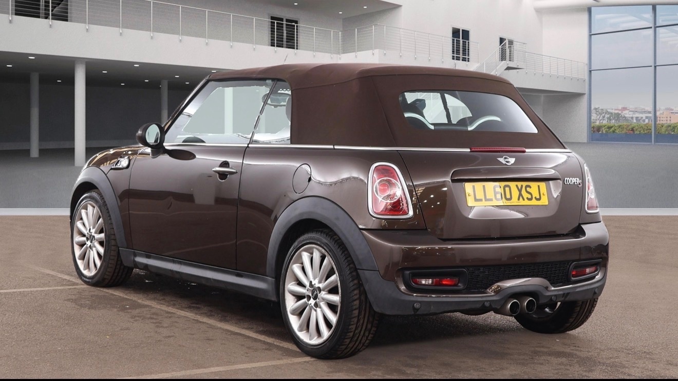 Used MINI Convertible 2010 for sale - 77750257: Photo 6