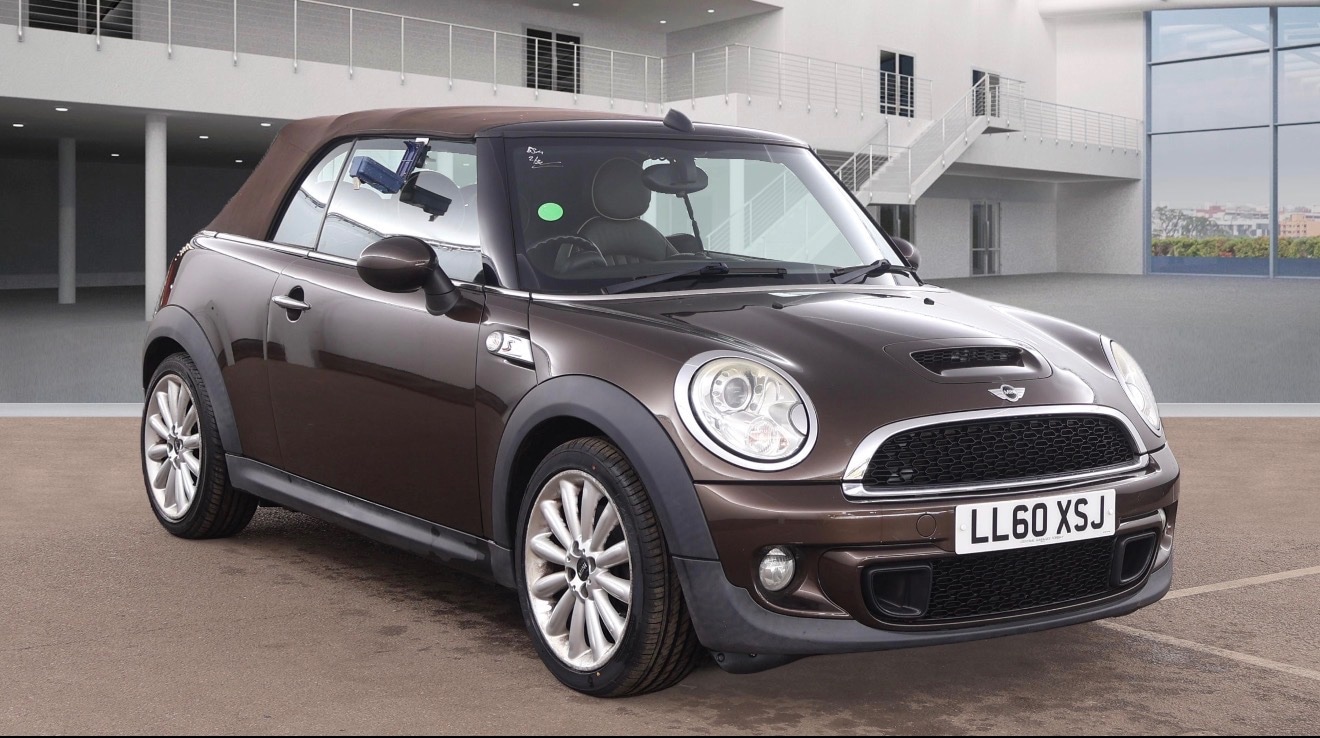 Used MINI Convertible 2010 for sale - 77750257: Photo 7