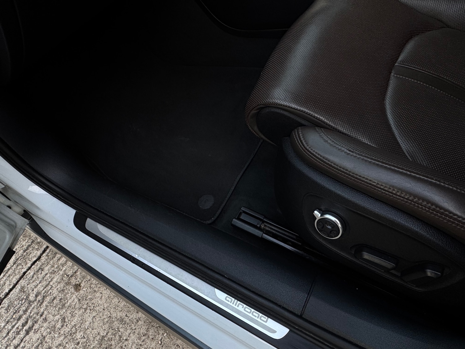 Used Audi A6 Allroad 2012 for sale - 78031383: Photo 32