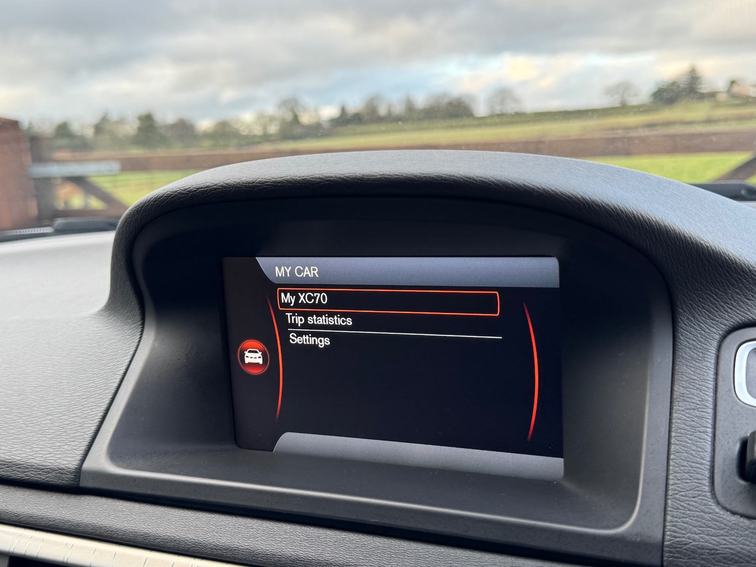 Used Volvo XC70 2013 for sale - 77236978: Photo 11