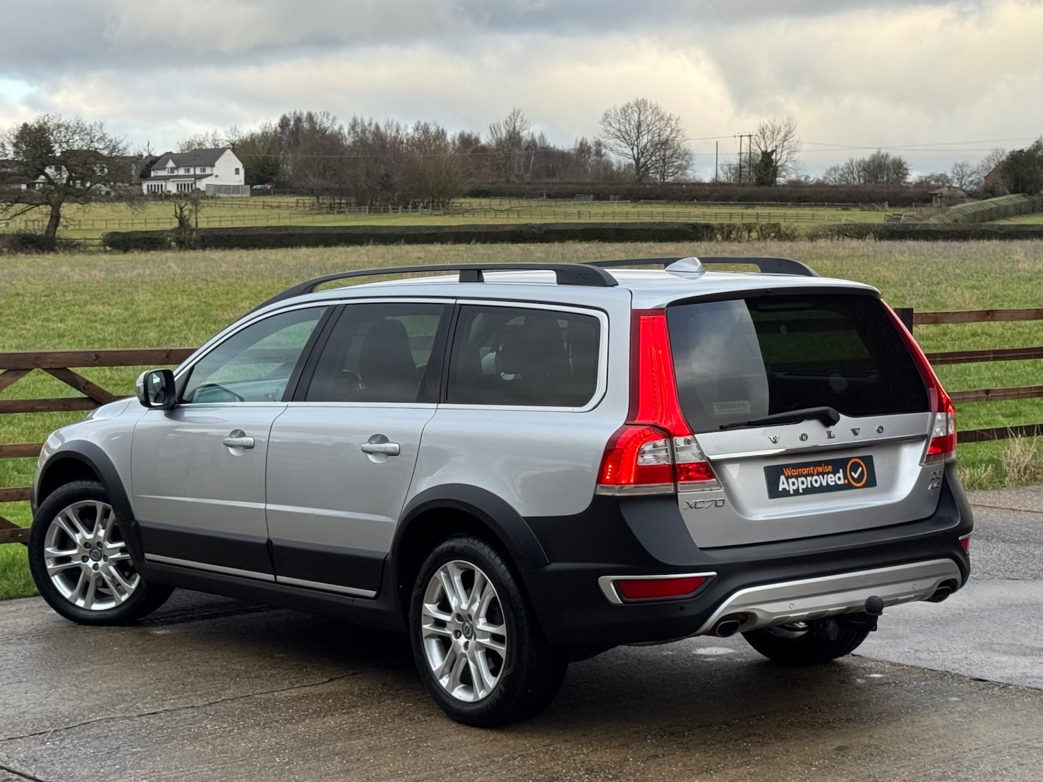 Used Volvo XC70 2013 for sale - 77236978: Photo 18