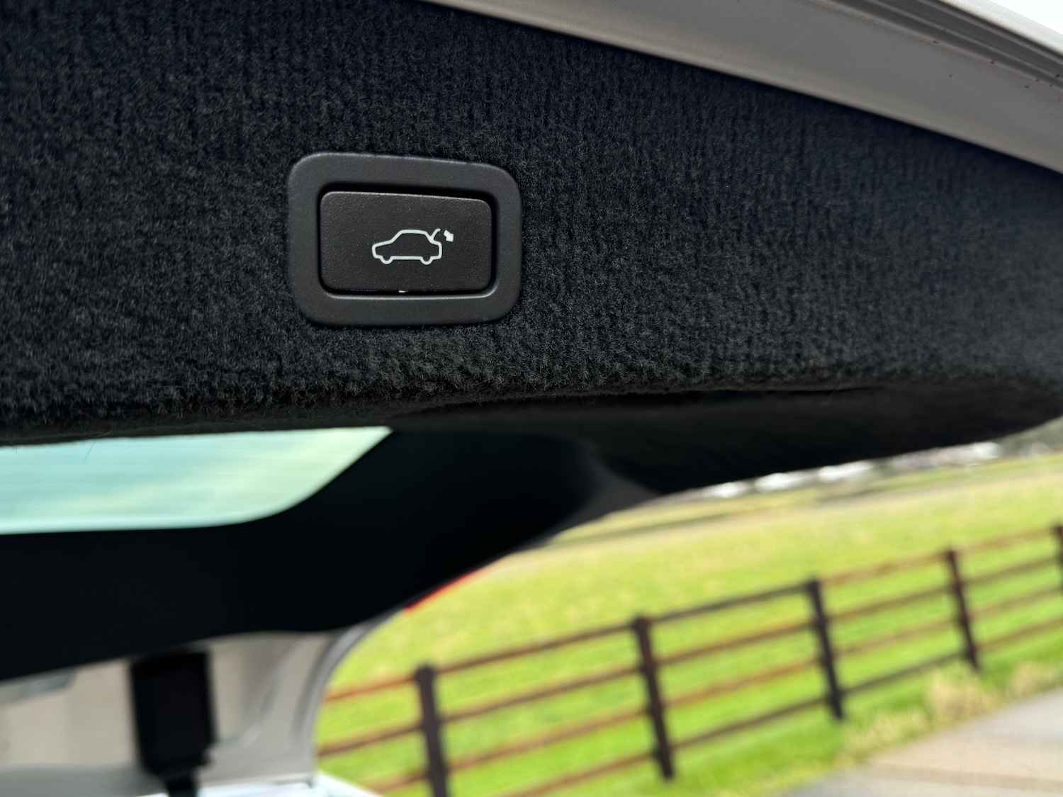 Used Volvo XC70 2013 for sale - 77236978: Photo 28