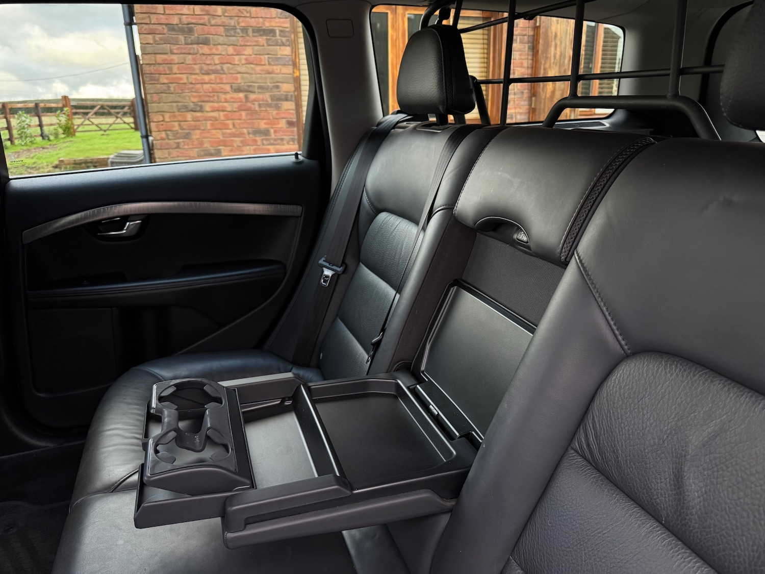 Used Volvo XC70 2013 for sale - 77236978: Photo 6