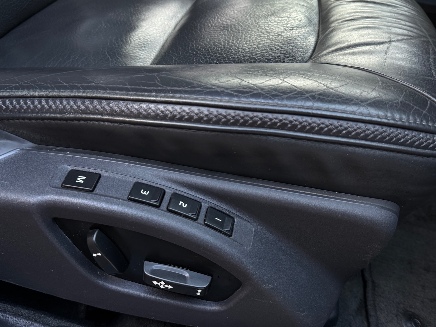 Used Volvo XC70 2013 for sale - 77236978: Photo 7