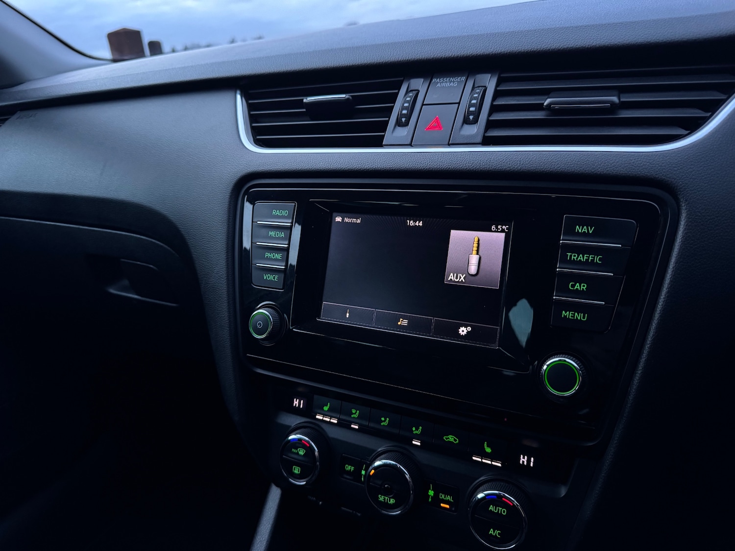 Used Skoda Octavia 2015 for sale - 77314232: Photo 10