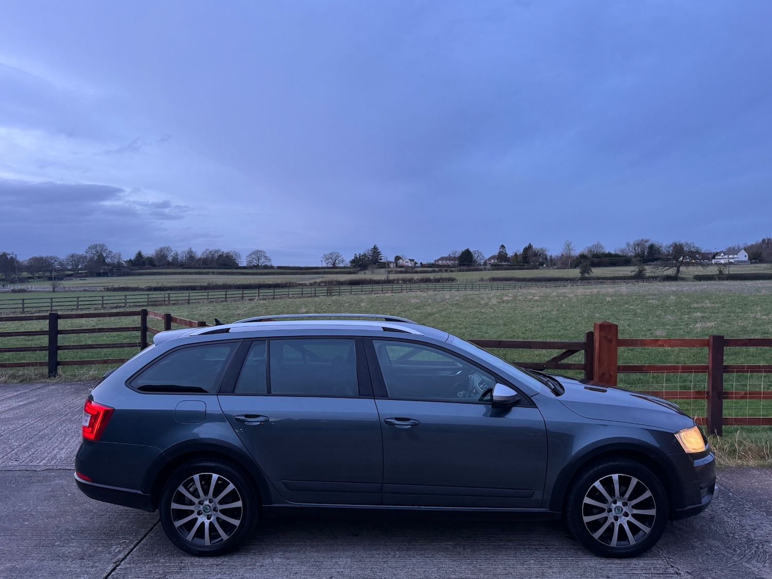 Used Skoda Octavia 2015 for sale - 77314232: Photo 21