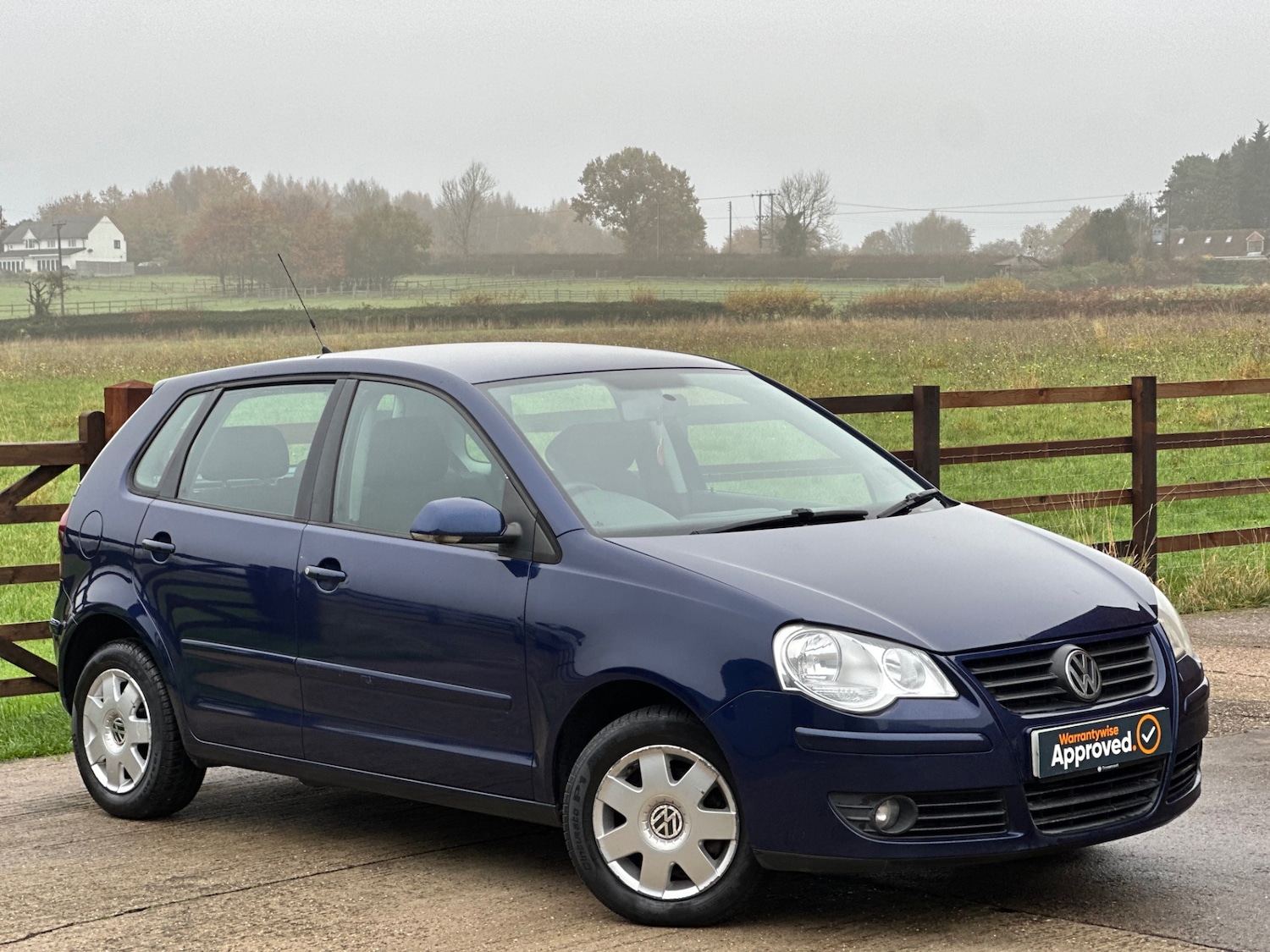 Used Volkswagen Polo 2005 for sale - 76506046: Photo 1