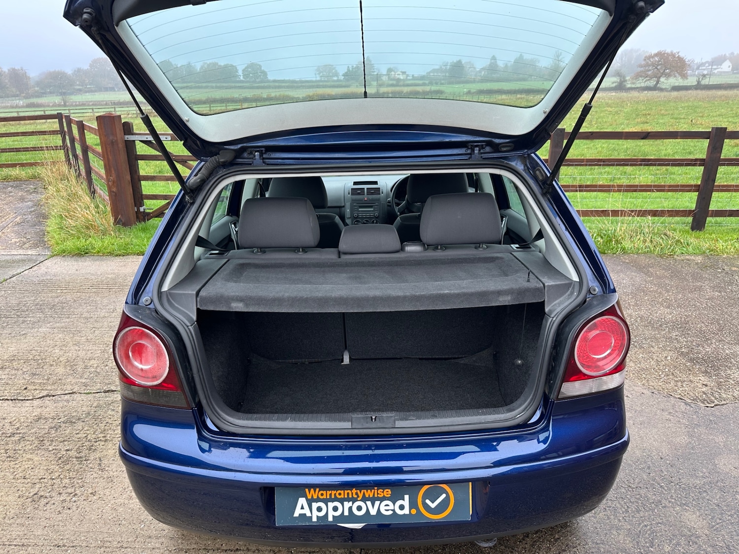 Used Volkswagen Polo 2005 for sale - 76506046: Photo 14