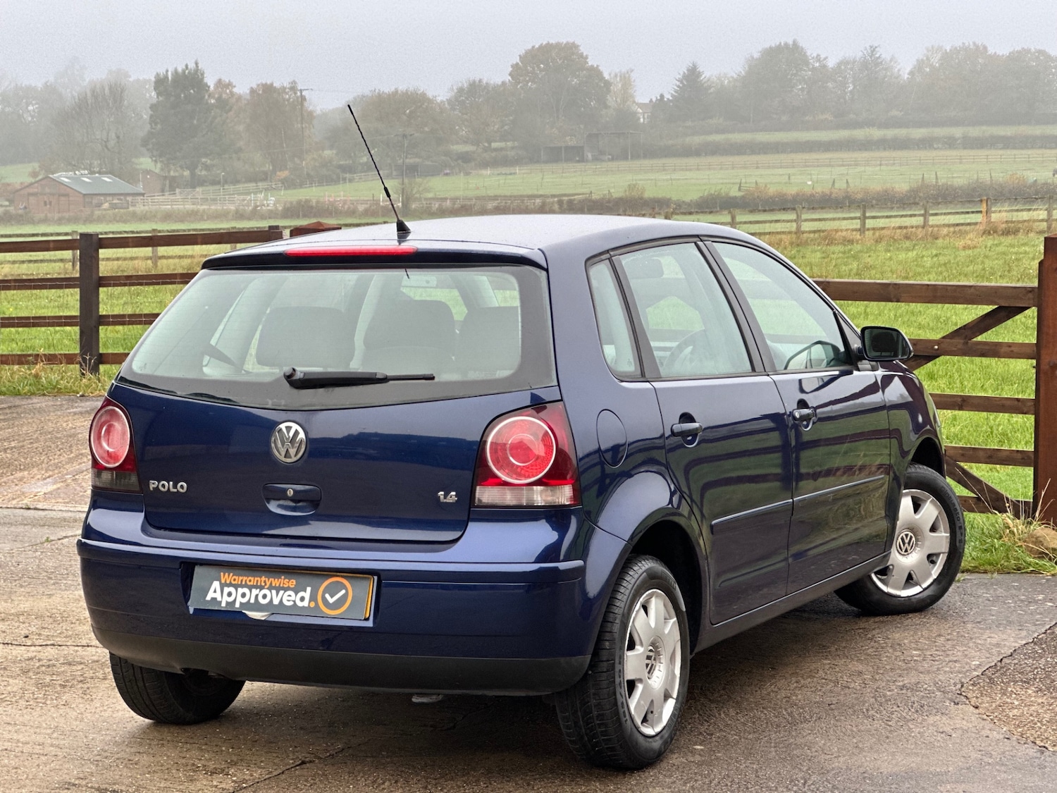 Used Volkswagen Polo 2005 for sale - 76506046: Photo 4