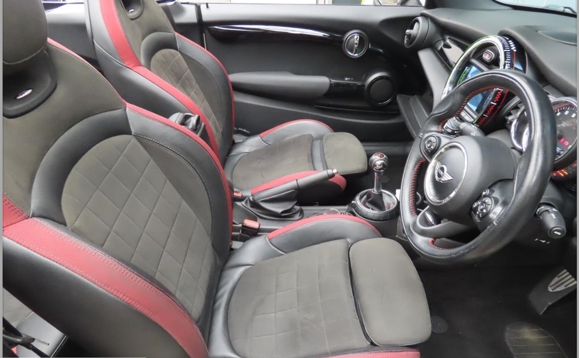 Used MINI Convertible 2016 for sale - 76940062: Photo 5