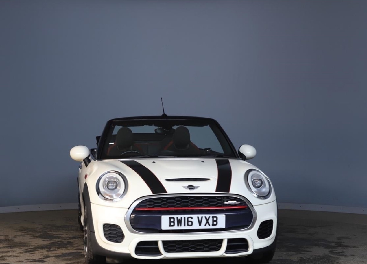 Used MINI Convertible 2016 for sale - 76940062: Photo 8
