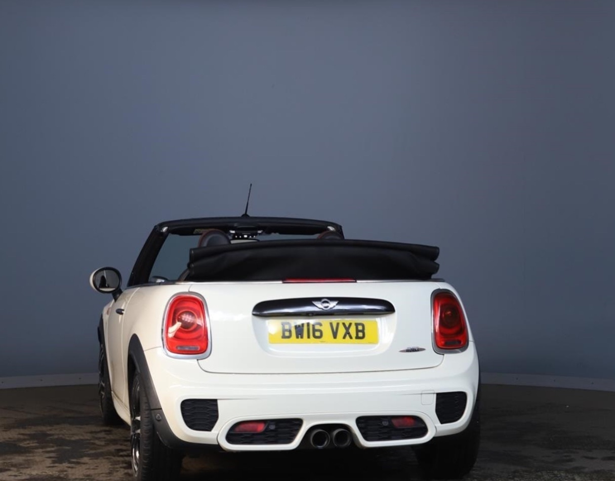 Used MINI Convertible 2016 for sale - 76940062: Photo 9