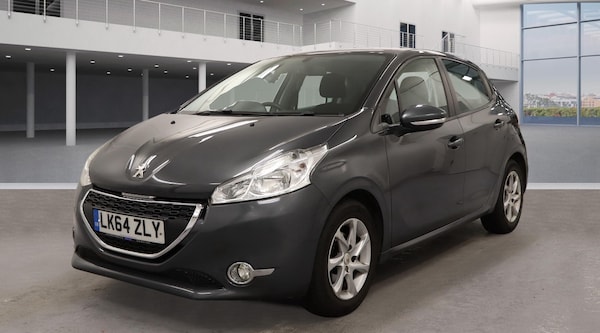 Used Peugeot 208 2014 for sale - 76259109: Photo 1