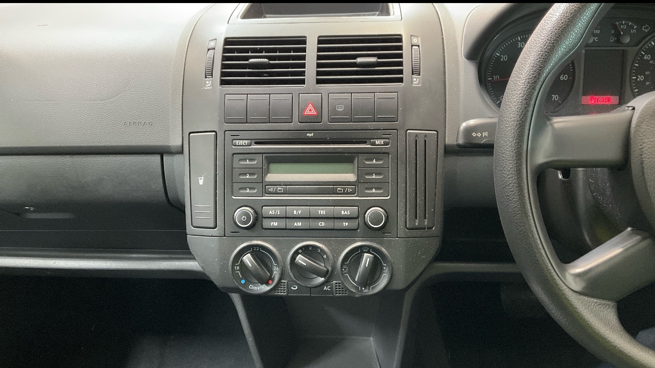 Used Volkswagen Polo 2006 for sale - 76439992: Photo 4