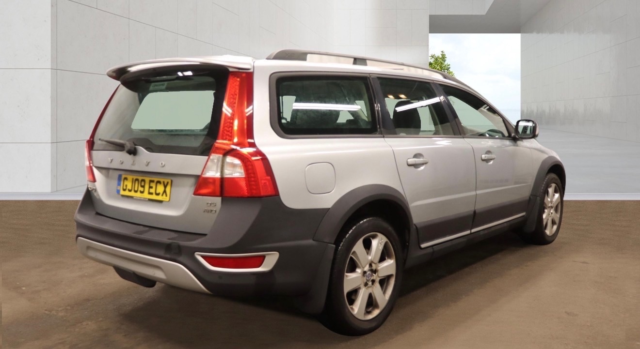 Used Volvo XC70 2009 for sale - 78135216: Photo 4
