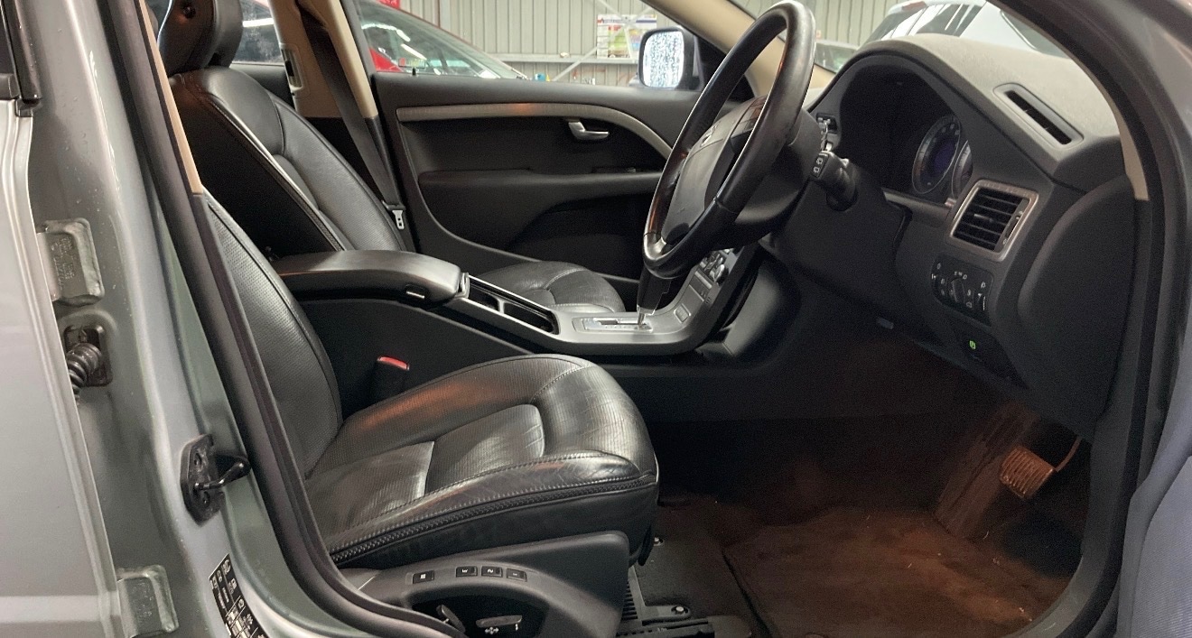 Used Volvo XC70 2009 for sale - 78135216: Photo 6