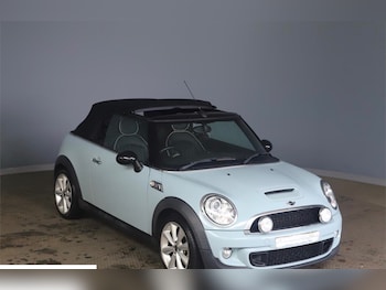 MINI Convertible feature image