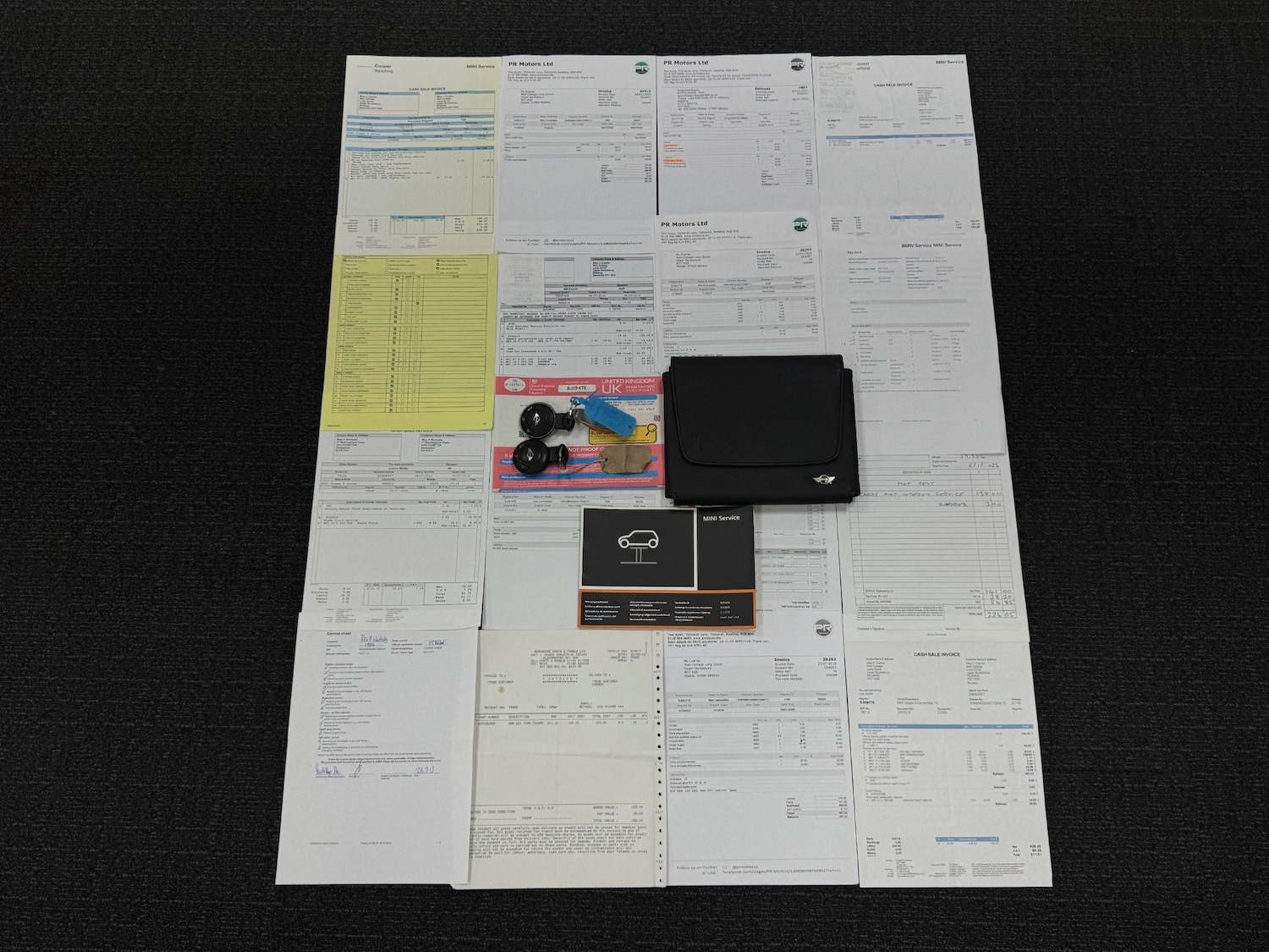 Used MINI Convertible 2009 for sale - 76650453: Photo 2