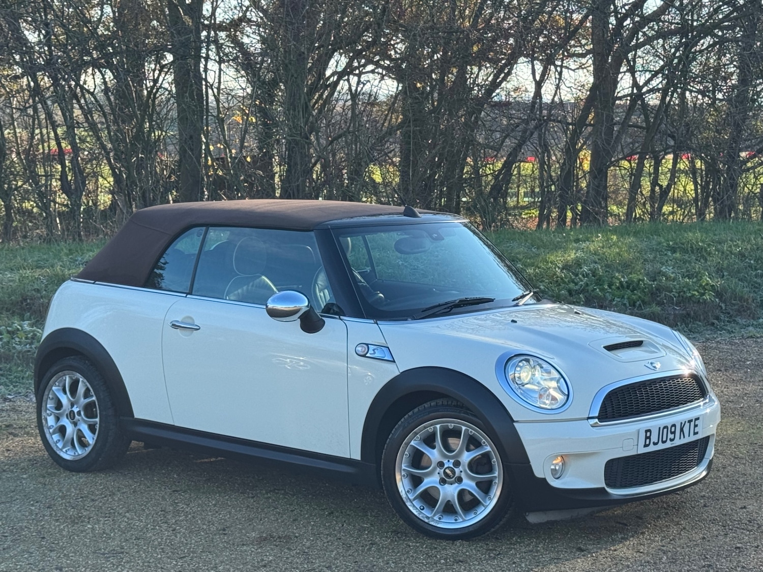 Used MINI Convertible 2009 for sale - 76650453: Photo 26