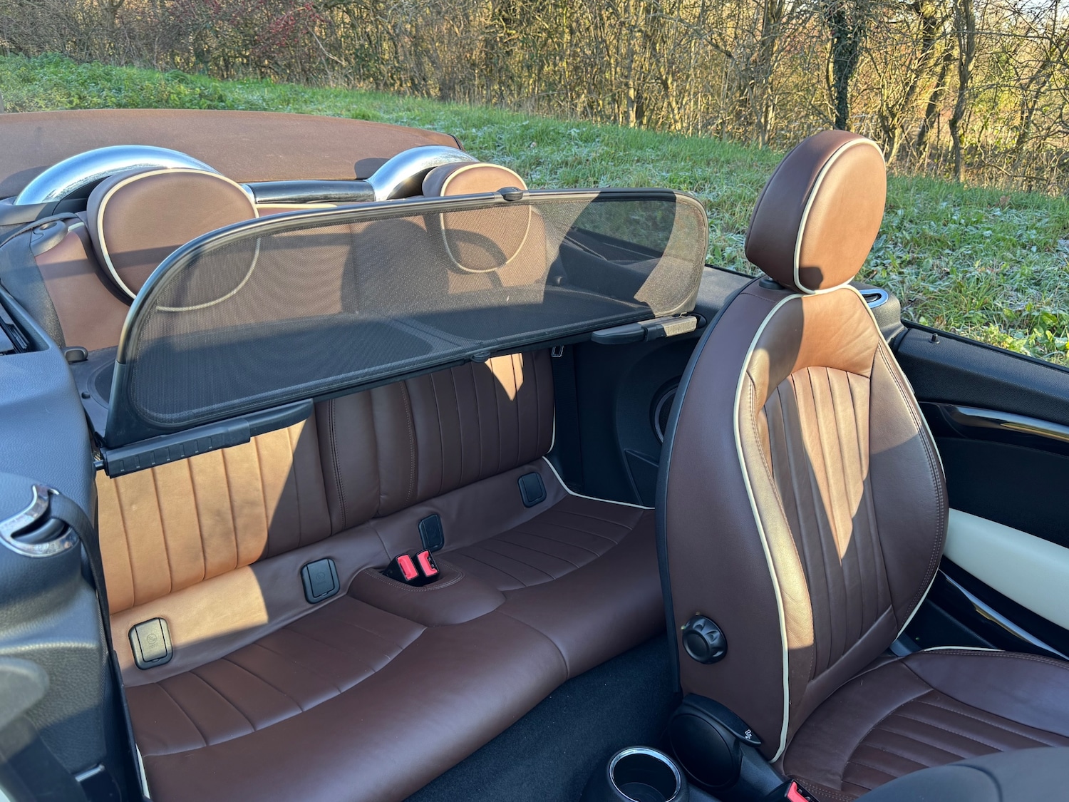 Used MINI Convertible 2009 for sale - 76650453: Photo 4