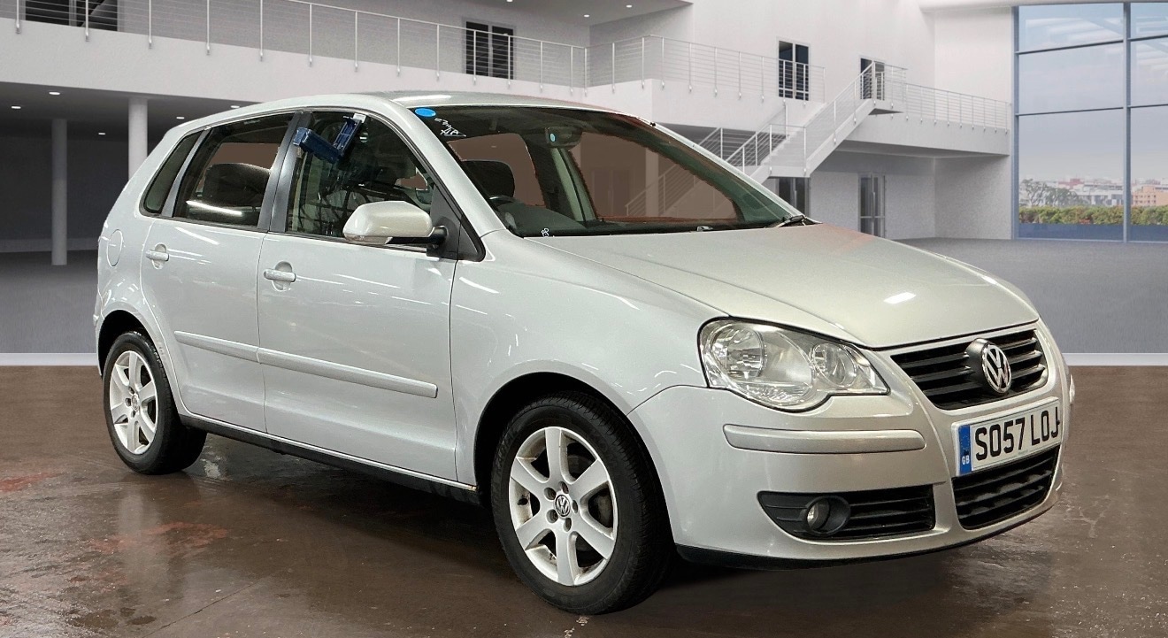 Used Volkswagen Polo 2008 for sale - 76940242: Photo 1