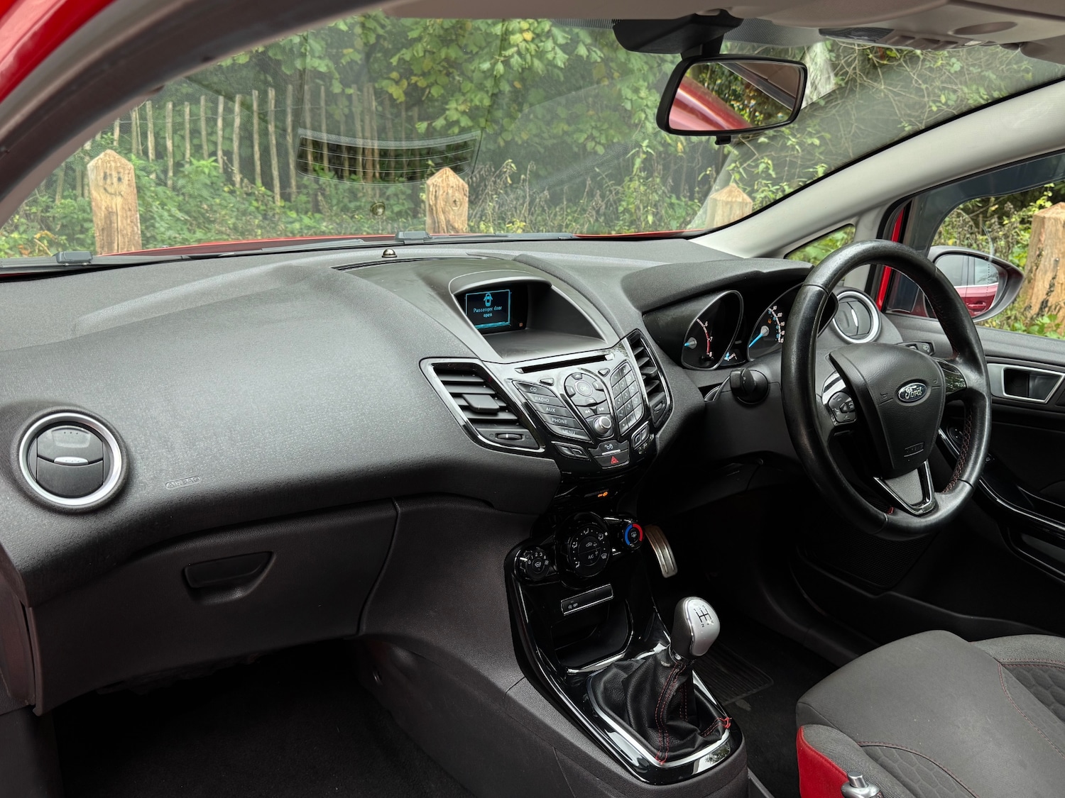 Used Ford Fiesta 2015 for sale - 76194407: Photo 4