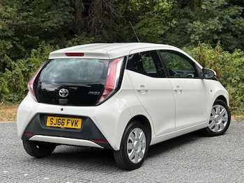 Used Toyota AYGO 2016 for sale - 79295816: Photo