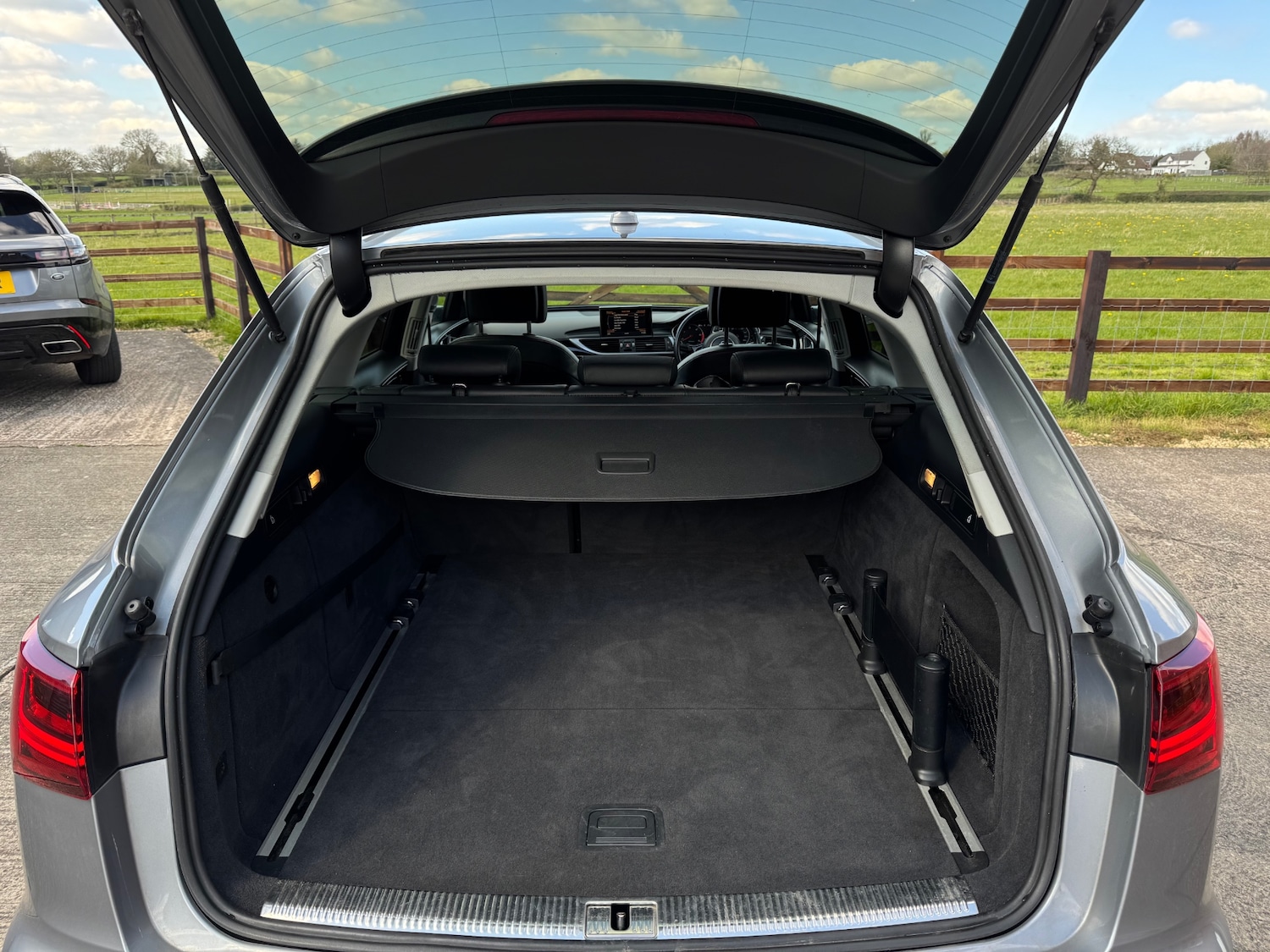 Used Audi A6 Allroad 2015 for sale - 78108993: Photo 28