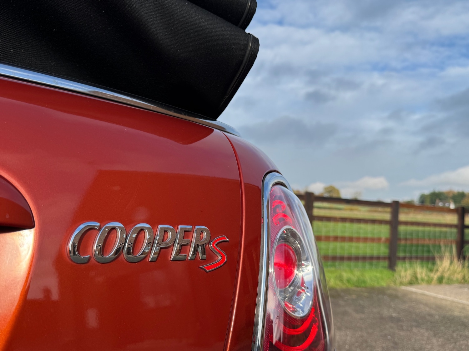 Used MINI Convertible 2013 for sale - 76490858: Photo 17