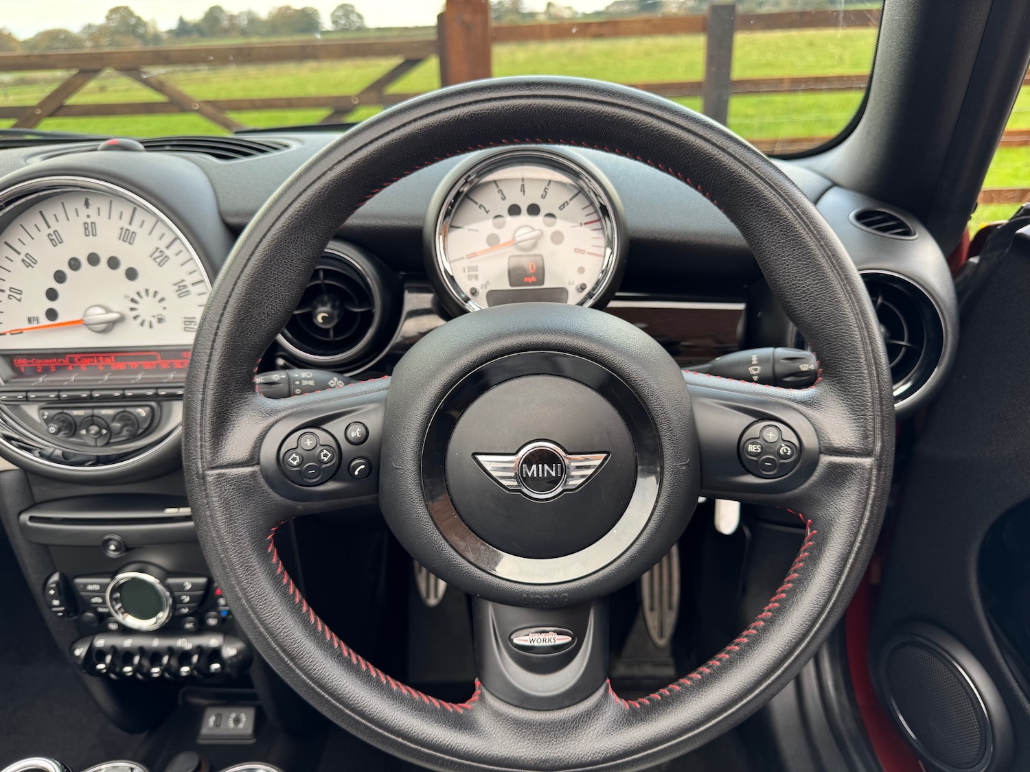 Used MINI Convertible 2013 for sale - 76490858: Photo 9